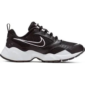 Nike Air Heights zwart