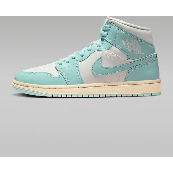 Nike Nike Air Jordan 1 Mid - Lichtblauw / Wit / Beige - Sneakers Dames