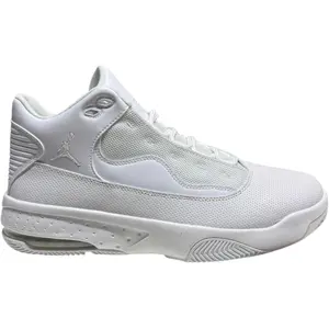 Nike Jordan Max Aura wit