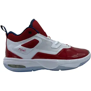 Jordan Stay loyal 3 rood
