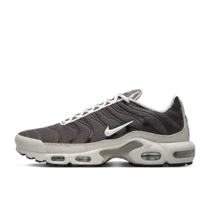 Nike Air Max Plus grijs
