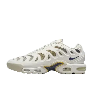 Nike Air Max Plus beige