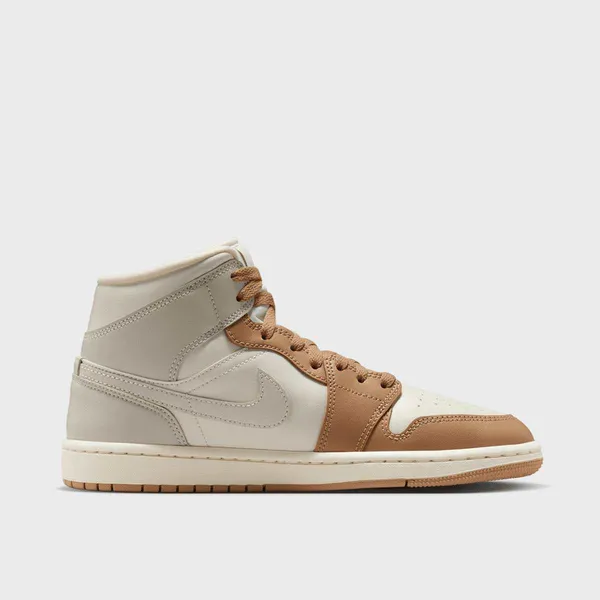 Nike Jordan Air Jordan 1 Mid Beige, foto 3 van 4