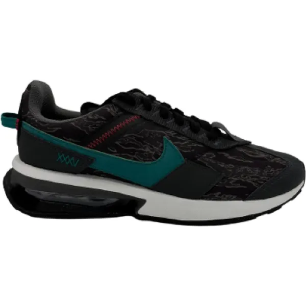 Nike Nike Pre-Day SE - Sneakers - Mannen - Zwart/Groen/Rood