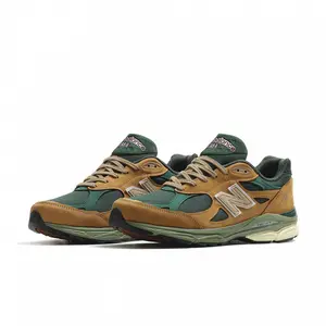 New Balance 990 bruin