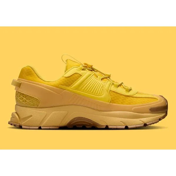 Nike Nike Sneakers Nike Zoom Vomero 5 Roam "Lightening"