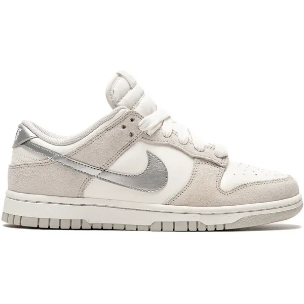 Nike Dunk Low Wmns "Light Bone" - Sneakers - Unisex - Grijs/Wit
