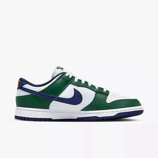 Nike Low-top of high-top Wit/Groen/Blauw