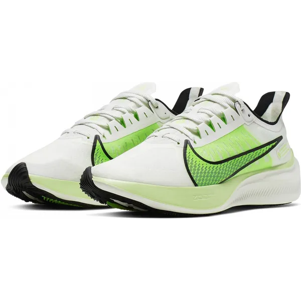 Nike Nike Zoom Gravity - maat 38.5 - dames sportschoenen