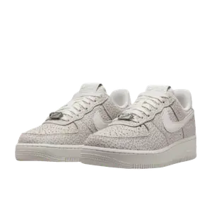 Nike Air Force 1 '07 grijs