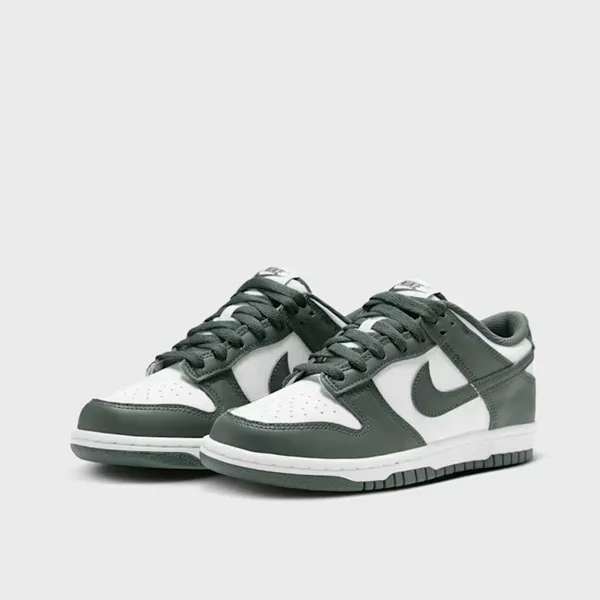 Nike Nike Dunk Low Groen Wit Maat 36