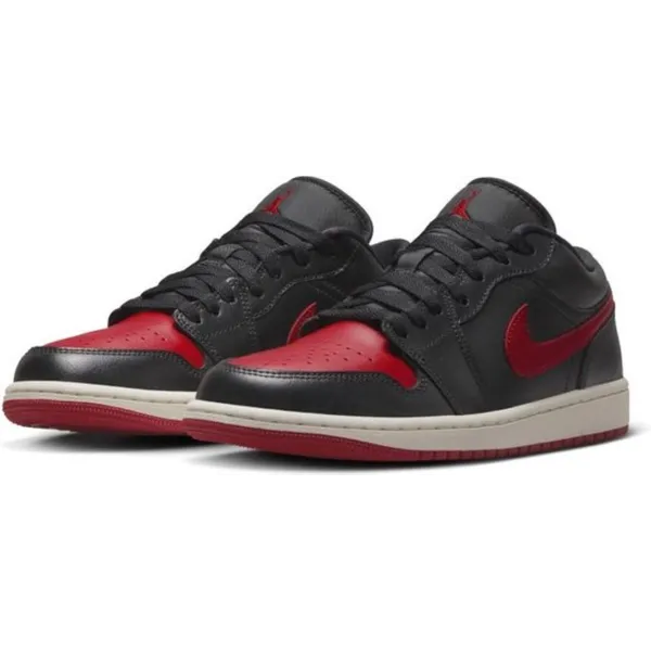 Nike Nike Air Jordan 1 Low Sneaker Black Gym Red Schoenmaat EU : 40.5
