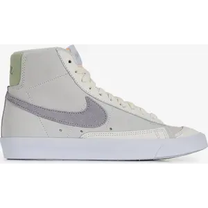 Nike Blazer Mid '77 beige