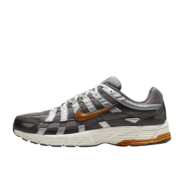 Nike P-6000 Kleur Bruin, vergelijk prijzen bij 2 winkels