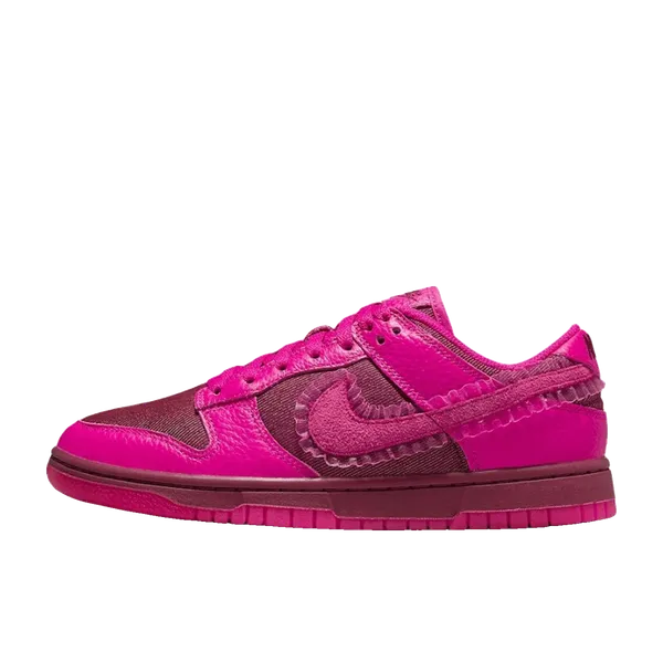 Nike Dunk Low Valentine's Day (2022), vergelijk prijzen bij 1 winkel