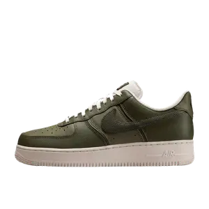 Nike Air Force 1 '07 LV8 groen