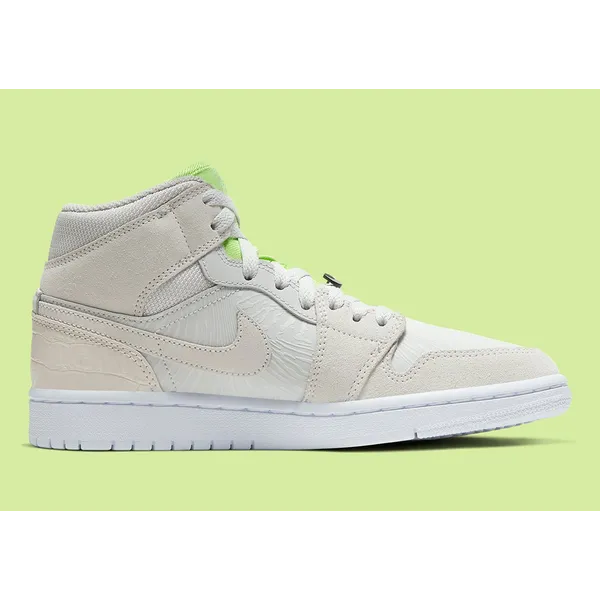 Nike Nike Air Jordan 1 Mid - Sneaker - Beige/Groen - Maat 40.5 - Doos zonder deksel - Limited edition