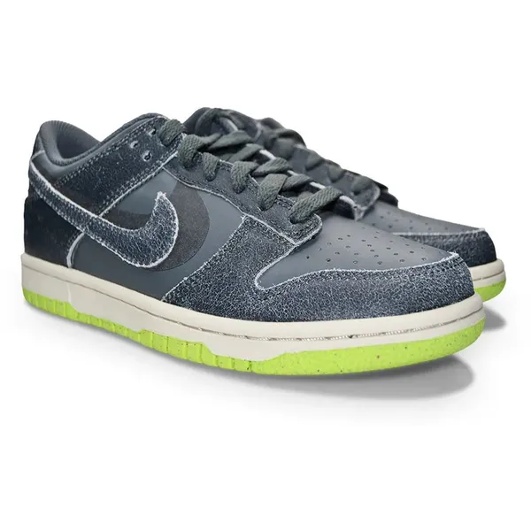 Nike Dunk Low Grijs