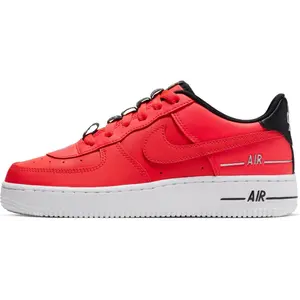 Nike Air Force 1 '07 LV8 rood