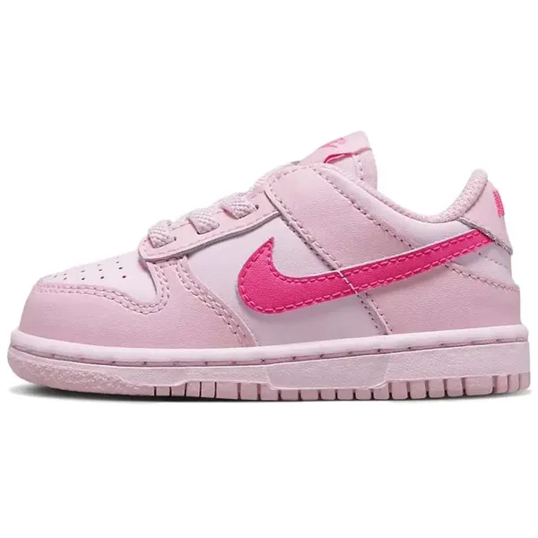 Nike Nike Dunk Low Triple Pink (TDE) - Roze - Kinder schoen - Maat 18.5 - Doos zonder deksel — vergelijk prijzen bij 1 winkels