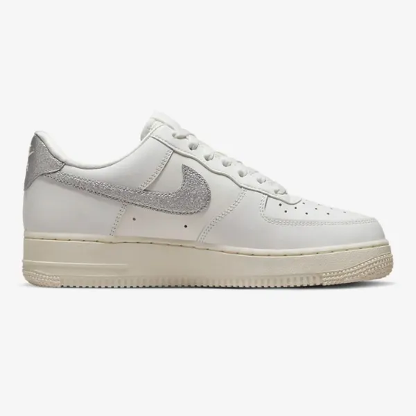 Nike Air Force 1 Low Beige/Zilver, vergelijk prijzen bij 1 winkel
