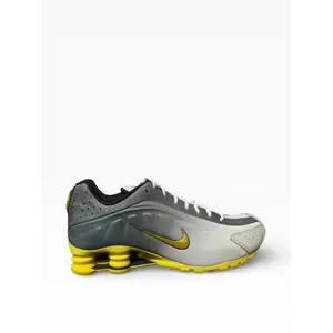 Nike Shox R4 grijs