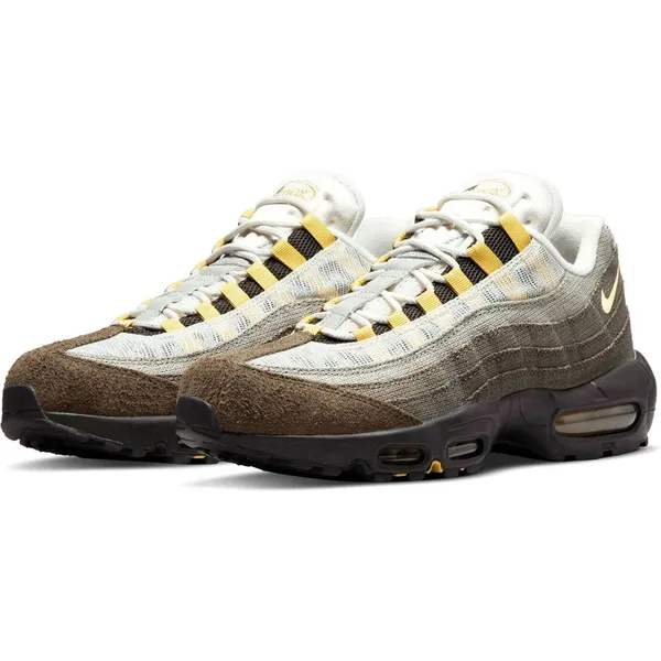 Nike Sneakers Bruin/Grijs/Geel, vergelijk prijzen bij 1 winkel