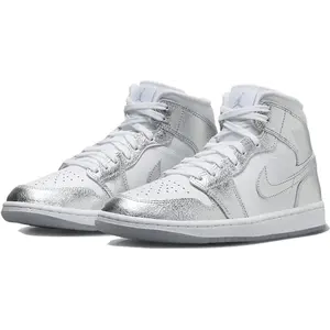 Nike Air Jordan 1 Mid zilver
