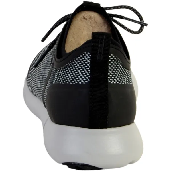 GEOX GEOX U Nebula A Sneakers — vergelijk prijzen bij 1 winkel