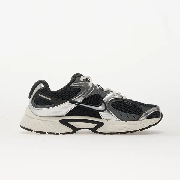 Nike Nike V5 RNR - Sneakers - Grijs/Groen — vergelijk prijzen bij 1 winkel
