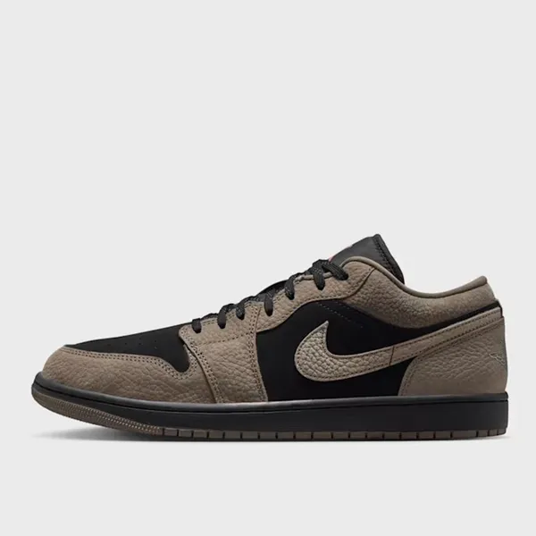 Nike Nike Jordan 1 Low Bruin Zwartt Maat 43 — vergelijk prijzen bij 1 winkel