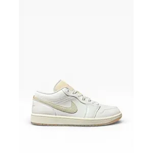 Nike Air Jordan 1 goud