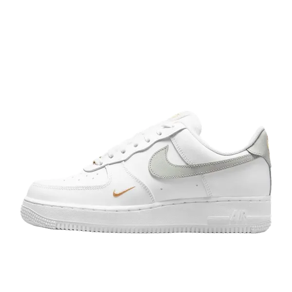 Nike Air Force 1 '07 Essential Lichtzilver Triple White, vergelijk prijzen bij 2 winkels