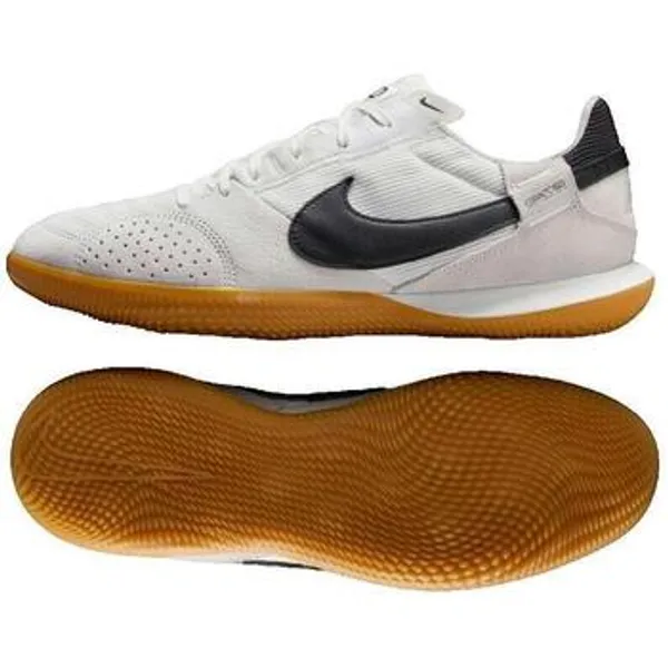 Nike Streetgato IC Wit, vergelijk prijzen bij 1 winkel