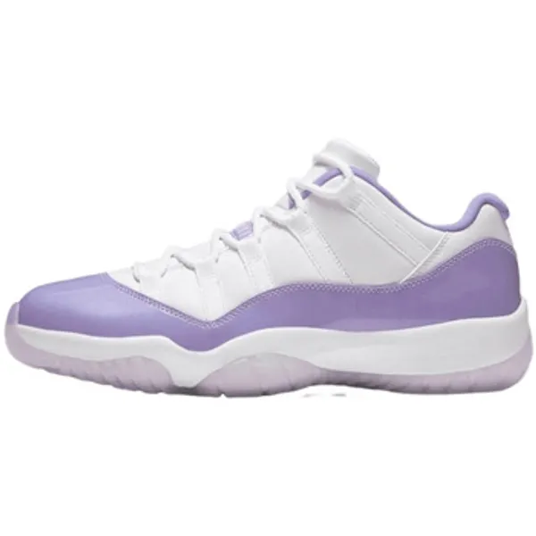 Nike 11 Retro Low Pure Violet, foto 2 van 2