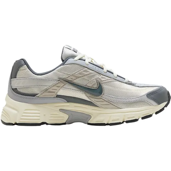 Nike Valt normaal Beige
