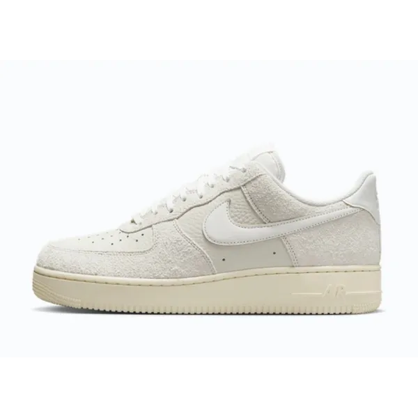 Nike Air Force 1 '07 Beige