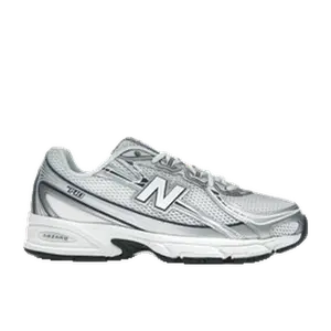 New Balance 740 wit