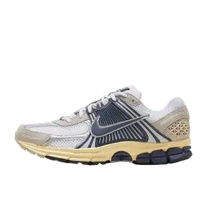 Nike Vomero 5 wit