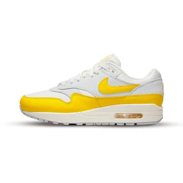 Nike Sneakers geel