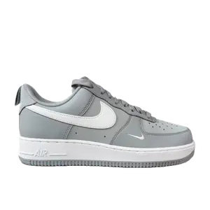 Nike Air Force 1 '07 grijs