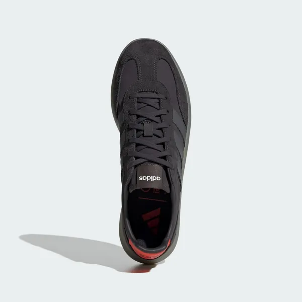 adidas Barreda Decode Audi Revolut F1 Team Utility Black Hi-Res Red, foto 3 van 5