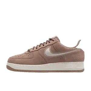 Nike Air Force 1 '07 LV8 bruin