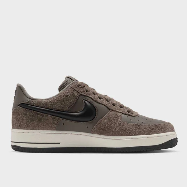 Nike Air Force 1 '07 LV8 Bruin, foto 2 van 3