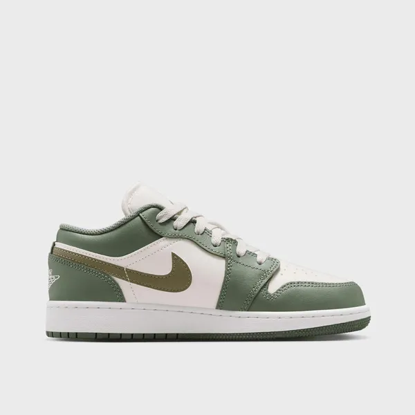 Air Jordan Low (GS) Groen, foto 2 van 3