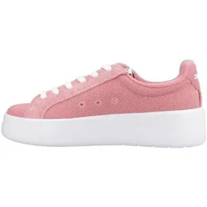 Lacoste Carnaby roze