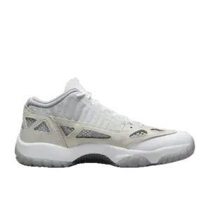 Nike Air Jordan 11 beige