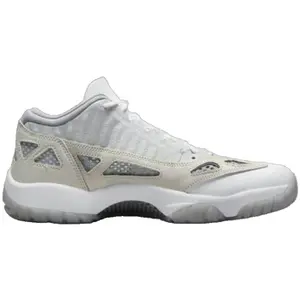 Nike Air Jordan 11 beige
