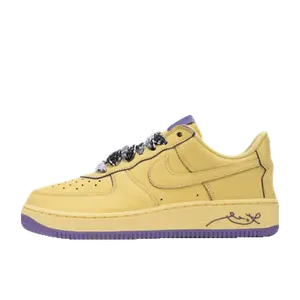 Nike Air Force 1 '07 geel