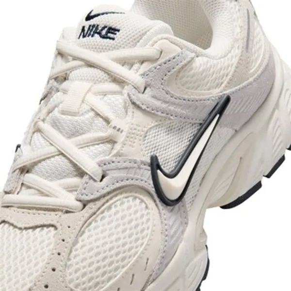 Nike V5 RNR4 Suede 2, vergelijk prijzen bij 1 winkel